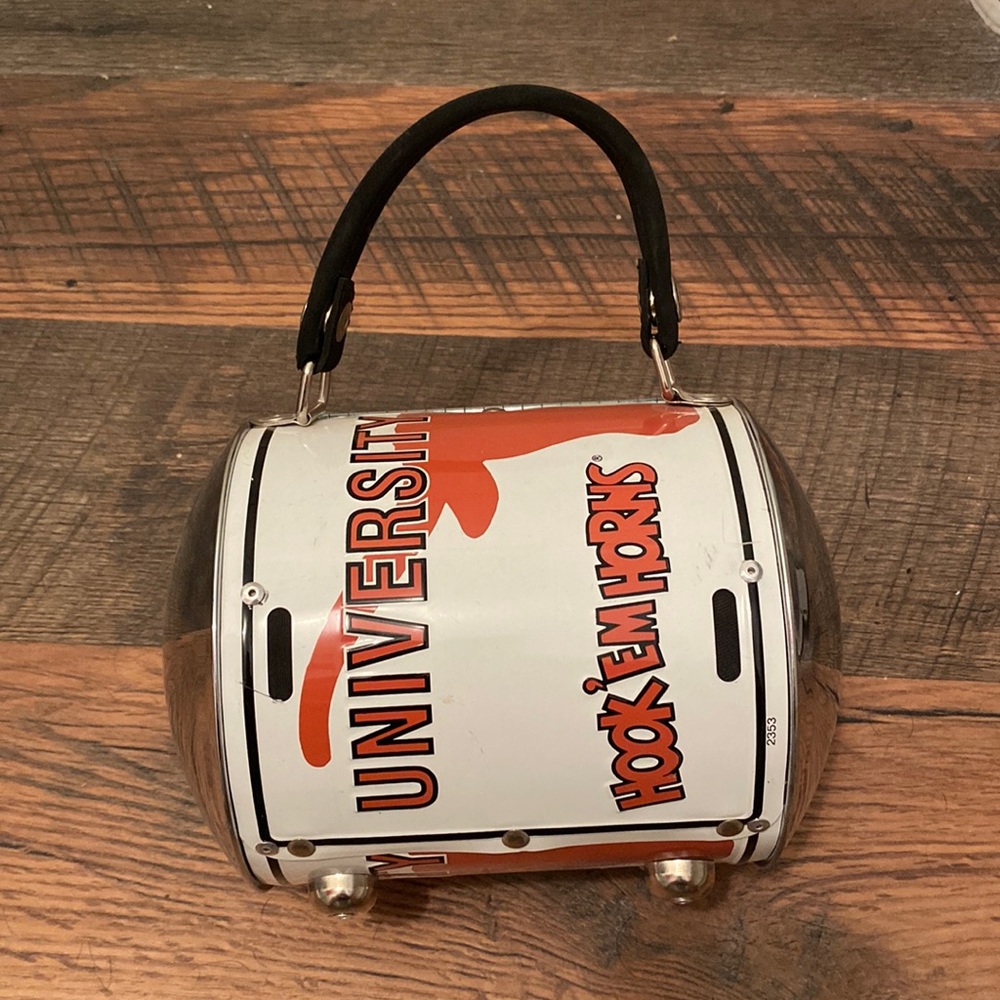 License plate purse